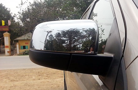 Mazda BT-50 có thêm phiên bản 2.2L tại Việt Nam - 10 BT-50 phiên bản 2.2l không có đèn báo rẽ tích hợp trên gương chiếu hậu