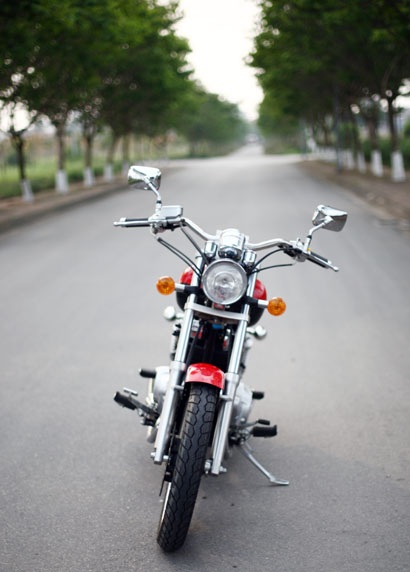 Custom có nhiều chi tiết mạ inox