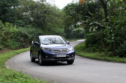 Honda CR-V 2013 - Thay đổi để thích ứng - 24 Cửa sổ trời chỉ có trên phiên bản 2.4L