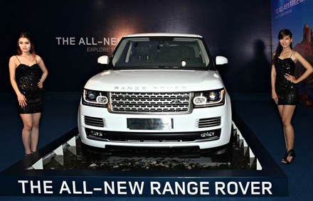 Bố trí tay lái của Range Rover mới