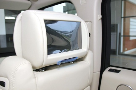 ... với trang bị giải trí riêng