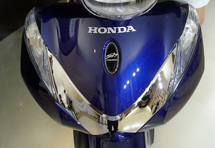 Honda Việt Nam ra mắt SH Mode giá 49,9 triệu đồng - 5 Việt Hưng