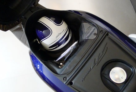 Honda Việt Nam ra mắt SH Mode giá 49,9 triệu đồng - 7 Việt Hưng