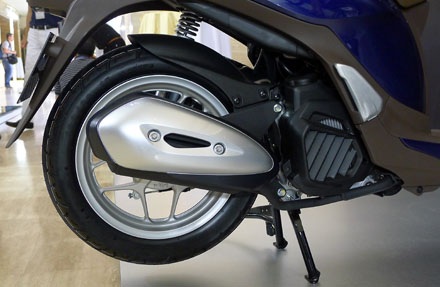 Honda Việt Nam ra mắt SH Mode giá 49,9 triệu đồng - 12 Việt Hưng