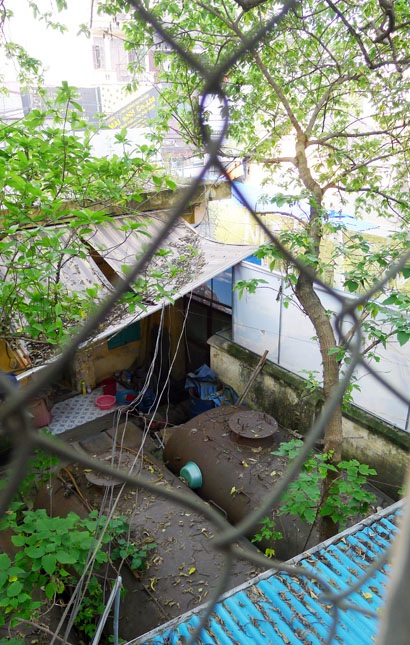 Cây xăng nội đô: Cần một đánh giá đúng - 9 Hơn thế nữa, còn quy tụ cả những ngành nghề kinh doanh dễ... bén lửa.