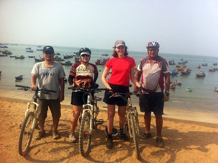 Xe đạp - Sự trở lại của một thú chơi - 1 Tác giả bài viết ngoài cùng bên trái