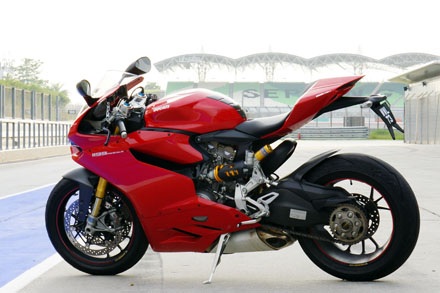 Ducati Panigale 1199s - Ước mơ xa - 8 Thanh Phúc