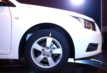 GM Việt Nam ra xe Chevrolet Cruze phiên bản mới - 6 Việt Hưng
