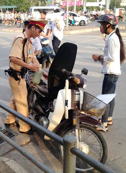 Góc nhìn khác về công an giao thông