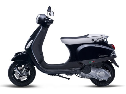 Vespa LX 125 3V và Vespa LT 125 3V