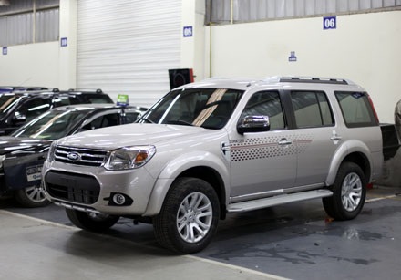 Ford Everest 25 4x2 AT 2013