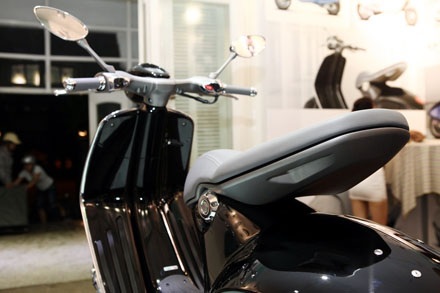 Vespa 946 có phải để kinh doanh? - 14 Việt Hưng