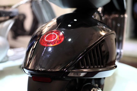 Vespa 946 có phải để kinh doanh? - 5 Việt Hưng