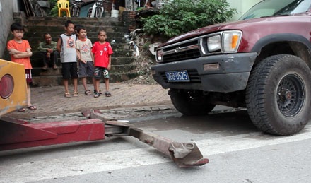 Siết chặt kỉ cương với xe biển xanh