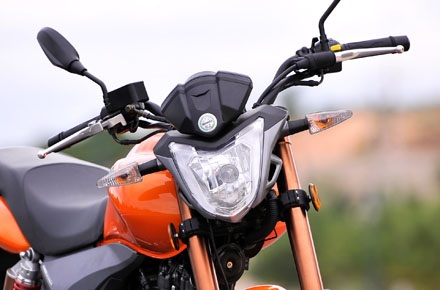 Benelli ra mắt xe côn tay VLM 150 phiên bản mới - 7 Benelli ra mắt xe VLM 150 phiên bản mới