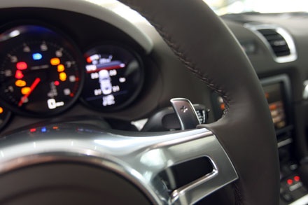 Thông số kỹ thuật Porsche Cayman 2.7L tại Việt Nam: