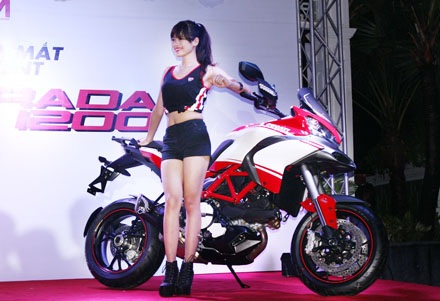 Ducati chính thức giới thiệu xe Multistrada 1200S tại Việt Nam - 2 Xe Ducati Multistrada 1.200S phiên bản Pikes Peak
