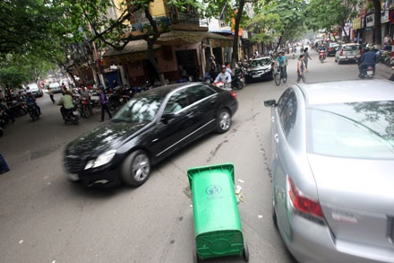 Đường ai nấy đi