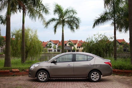 Nissan Sunny - Một mẫu xe thực dụng - 3 Nissan Sunny - Một mẫu xe thực dụng