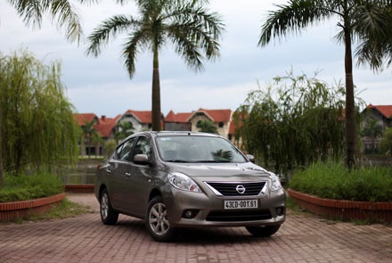 Nissan Việt Nam giảm giá Sunny - 1 Nissan Sunny - Một mẫu xe thực dụng