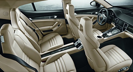 Porsche Panamera phiên bản mới tại Việt Nam có giá từ gần 4,5 tỷ - 3 Porsche Panamera thế hệ mới tại Việt Nam có giá từ gần 5 tỷ