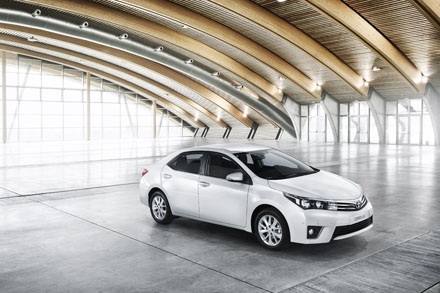 Ra mắt Toyota Corolla Sedan thế hệ mới phiên bản Châu Âu - 15 Ra mắt Toyota Corolla Sedan thế hệ mới phiên bản Châu Âu