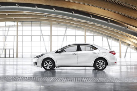 Ra mắt Toyota Corolla Sedan thế hệ mới phiên bản Châu Âu - 17 Ra mắt Toyota Corolla Sedan thế hệ mới phiên bản Châu Âu