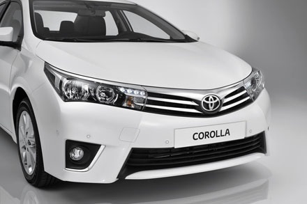 Ra mắt Toyota Corolla Sedan thế hệ mới phiên bản Châu Âu - 2 Ra mắt Toyota Corolla Sedan thế hệ mới phiên bản Châu Âu