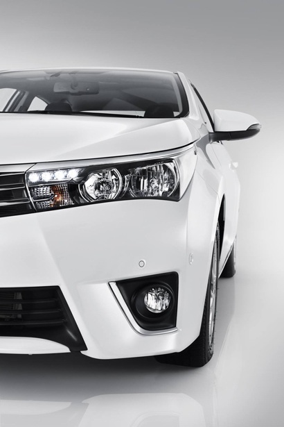 Ra mắt Toyota Corolla Sedan thế hệ mới phiên bản Châu Âu - 13 Ra mắt Toyota Corolla Sedan thế hệ mới phiên bản Châu Âu