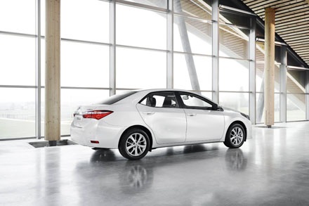 Ra mắt Toyota Corolla Sedan thế hệ mới phiên bản Châu Âu - 19 Ra mắt Toyota Corolla Sedan thế hệ mới phiên bản Châu Âu