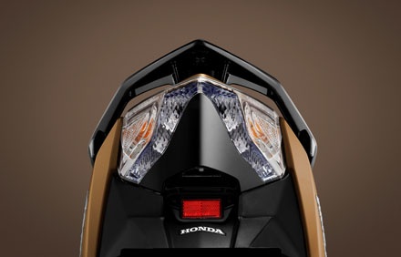 Honda Việt Nam giới thiệu Air Blade FI Magnet mới