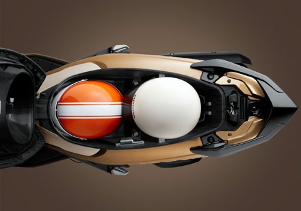 Honda Việt Nam giới thiệu Air Blade FI Magnet mới