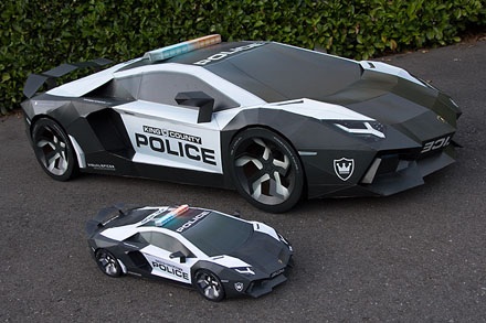 Lamborghini Aventador trị giá 1.000 USD - 6 Lamborghini Aventador trị giá 1.000 USD