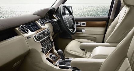 Land Rover chính thức cho ra mắt Discovery 4. - 4 Giá bán các phiên bản Land Rover Discovery 4
2014