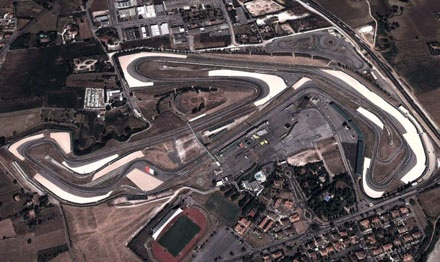 Giải MotoGP 2013 bước vào giai đoạn khốc liệt - 3 Trường đua Misano