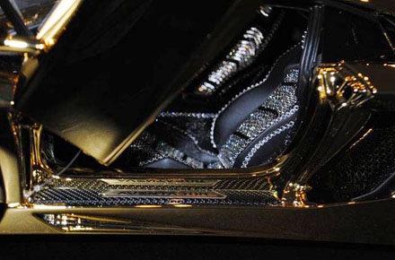 Lamborghini Aventador - Chiếc ôtô đắt nhất thế giới - 9 Lamborghini Aventador - Chiếc ôtô đắt nhất thế giới