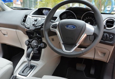 Trước khi về Việt Nam, Ford Fiesta 2014 ra mắt tại Malaysia - 5 Trung Đức