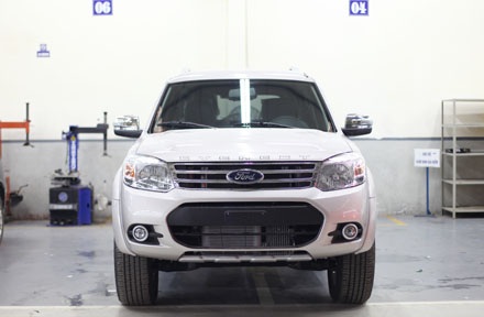 Cách sử dụng tính năng Cruise Control trên Ford Everest - 1 Ford Everest phiên bản mới tại Việt Nam