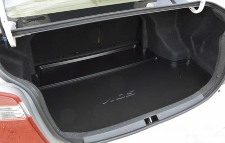 Toyota Vios 2013 chính thức được giới thiệu tại Malaysia - 8 96