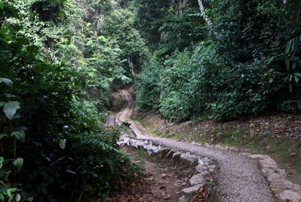 Điện Biên Phủ - Một chiều buồn! - 8 Những con đường trở nên vắng lặng lạ thường