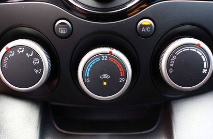 Ra mắt Mazda2 phiên bản mới tại Việt Nam - 6 Ra mắt Mazda2 phiên bản mới tại Việt Nam
