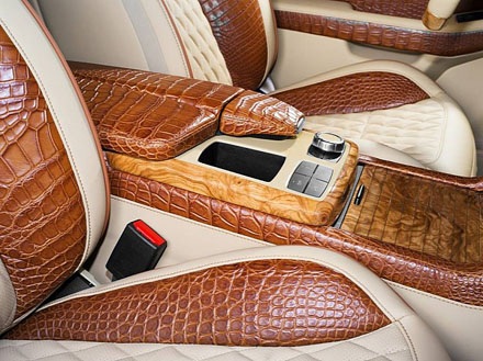 Mercedes-Benz với nội thất da cá sấu - 10 Như Phúc