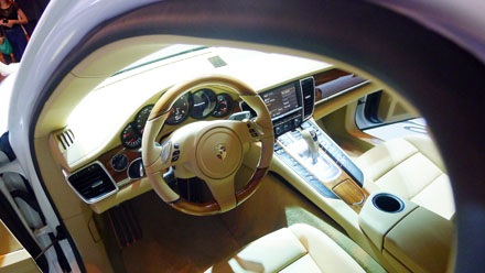 Porsche Panamera thế hệ thứ hai chính thức có mặt tại Việt Nam - 9 Bảng giá chi tiết các mẫu Panamera mới tại Việt Nam: