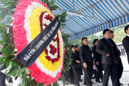 Tiễn Người lần cuối - 11 Khó có thể đếm hết những tấm lòng đến với Đại tướng trong chiều