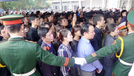 Tiễn Người lần cuối - 12 Khó có thể đếm hết những tấm lòng đến với Đại tướng trong chiều