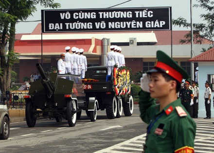 Những giờ phút cuối của Đại tướng tại Hà Nội - 12 Những giây phút cuối cùng của Đại tướng trong lòng người Hà Nội