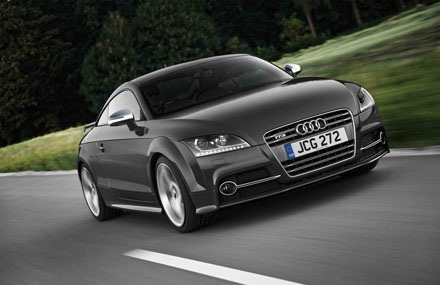 Audi ra TTS phiên bản giới hạn đặc biệt. - 4 Audi ra TTS phiên bản giới hạn đặc biệt.