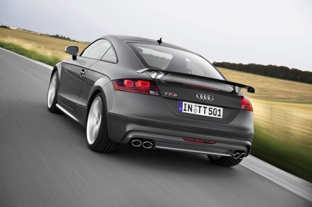 Audi ra TTS phiên bản giới hạn đặc biệt. - 8 Audi ra TTS phiên bản giới hạn đặc biệt.