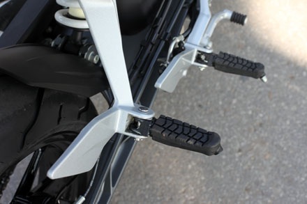 KTM Duke 125 tại Việt Nam có gì? - 13 Các vị trí ngồi trên Duke125 khá thoải mái, kể cả trên các cung đường dài