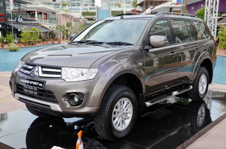 Mitsubishi ra mắt Pajero Sport GL và Pajero Sport VGT tại Malaysia - 1 Mitsubishi ra mắt Pajero Sport GL và Pajero Sport VGT tại Malaysia